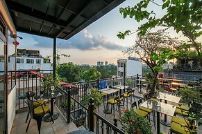 Trang Trang Luxury Hotel