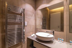 Colour that Pops by YourHost