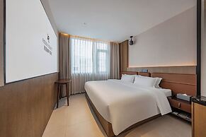 Guangzhou Tianhe Taikoo Hui Rezenxuan Hotel