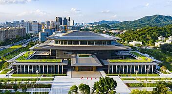 Guangzhou Tianhe Taikoo Hui Rezenxuan Hotel