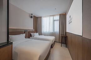 Guangzhou Tianhe Taikoo Hui Rezenxuan Hotel