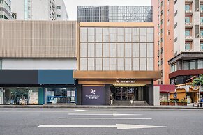 Guangzhou Tianhe Taikoo Hui Rezenxuan Hotel