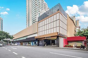 Guangzhou Tianhe Taikoo Hui Rezenxuan Hotel