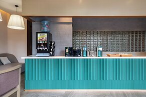 Guangzhou Tianhe Taikoo Hui Rezenxuan Hotel