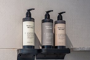 Guangzhou Tianhe Taikoo Hui Rezenxuan Hotel