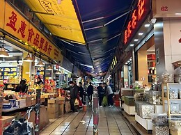 Guangzhou Tianhe Taikoo Hui Rezenxuan Hotel