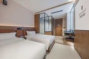 Guangzhou Tianhe Taikoo Hui Rezenxuan Hotel