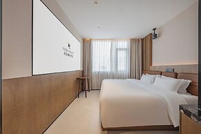 Guangzhou Tianhe Taikoo Hui Rezenxuan Hotel