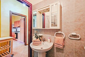 Home Rose, Montepulciano Route