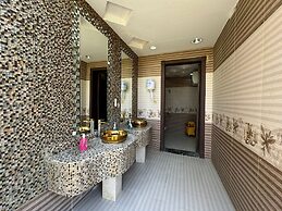 VIP resort chalet 19