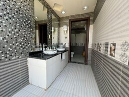 VIP resort chalet 19