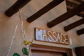 LaPili Residence