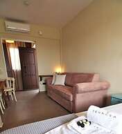 Zennova 61 Boutique Studio in Nikiti