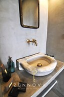 Zennova 61 Boutique Studio in Nikiti