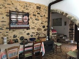 Mylopetra Four Seasons Traditional House