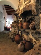 Mylopetra Four Seasons Traditional House