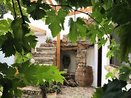 Mylopetra Four Seasons Traditional House