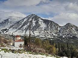 Mylopetra Four Seasons Traditional House