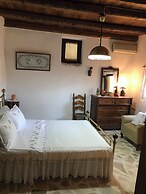 Mylopetra Four Seasons Traditional House