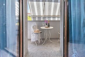 Happy Grey House