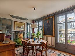 Paris Les Sablons Elegant residence