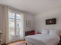 Paris Les Sablons Elegant residence