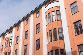 Stunning Downtown Retreat