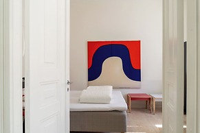 Stunning Downtown Retreat