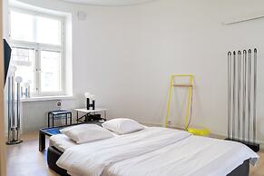 Stunning Downtown Retreat