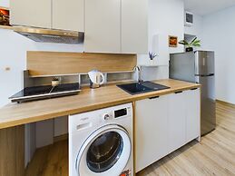 Wooden Cracow Apartment by Renters