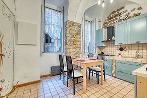 Caratteristico Appartamento In Centro