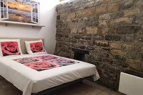 Caratteristico Appartamento In Centro