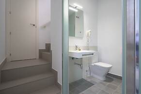 Naranjas y Limones, by Homing U