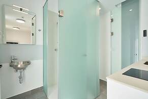 Naranjas y Limones, by Homing U