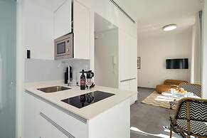 Naranjas y Limones, by Homing U