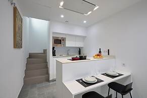 Naranjas y Limones, by Homing U