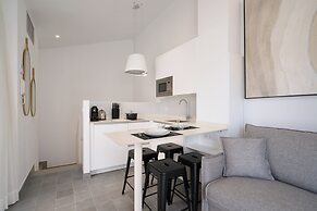 Naranjas y Limones, by Homing U