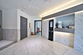 HOTEL LION