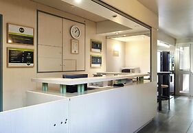 B&B Hotel Saclay
