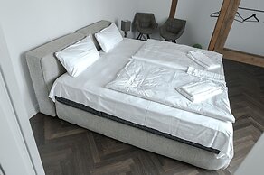 Aeronaut Suites powered by Pearl1