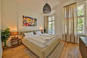 Aeronaut Suites powered by Pearl1