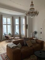Aeronaut Suites powered by Pearl1