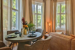 Aeronaut Suites powered by Pearl1