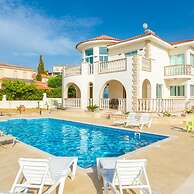 Villa Komissa in Argaka