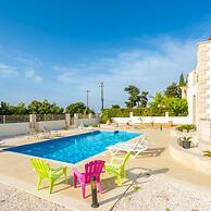 Villa Komissa in Argaka