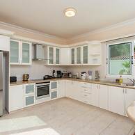 Villa Komissa in Argaka