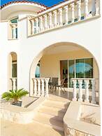 Villa Komissa in Argaka