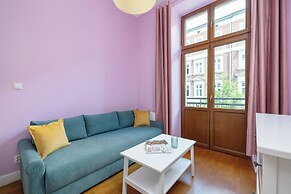 Cozy Apartment in the Center by Renters