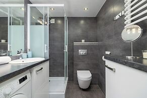 Cozy Apartment in the Center by Renters