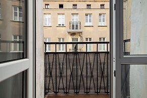 Apartment in Centre of Łódź by Renters